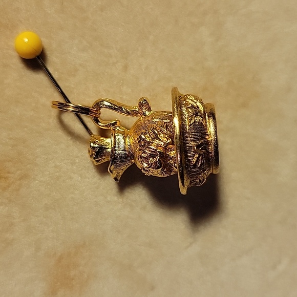 Avon Jewelry - Vintage Avon Charm